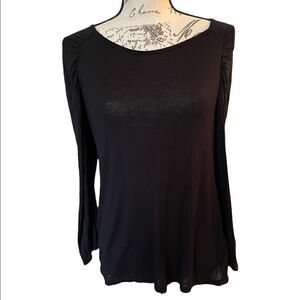 Urban Outfitters T.La black fitted top size medium